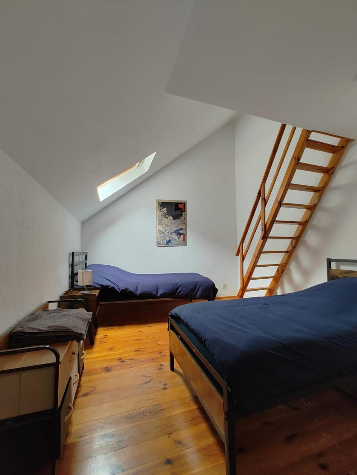 Cosy Appartement 2 Chambres Pont-de-lʼArche Екстериор снимка